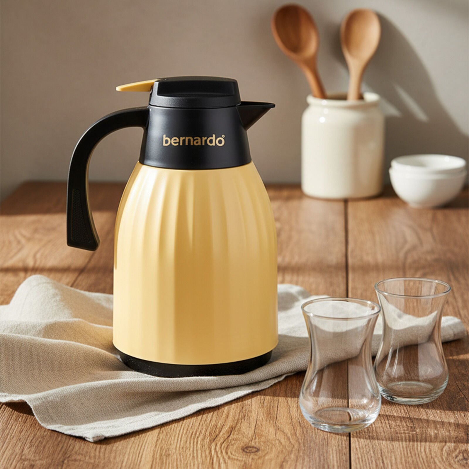 Bernardo Elantra Cam Termos Hardal 1 Litre